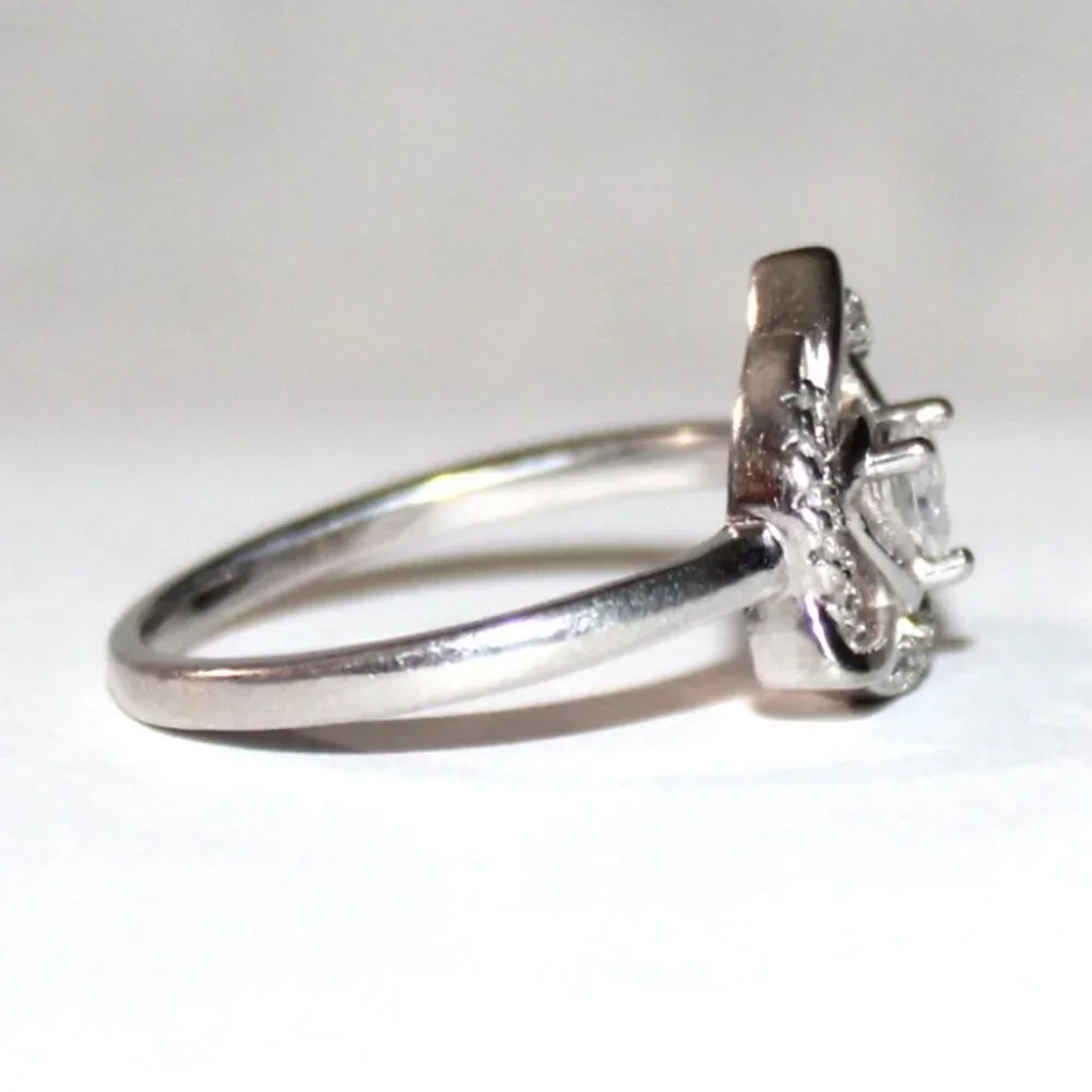 Sterling Silver Cubic Zirconia Celtic Knot Ring - Picture 5 of 7